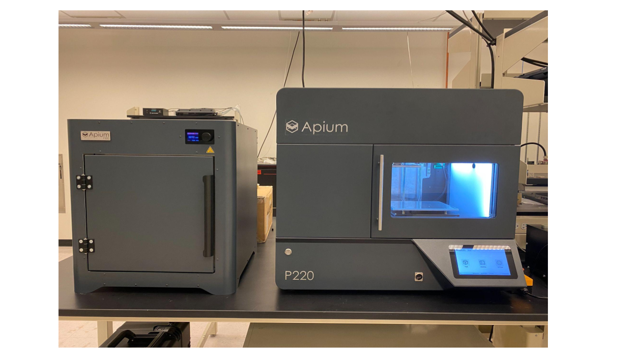 High-temperature fused deposition modeling (FDM) 3D printer for fabrication of advanced polymer components.<br />
High-temperature FDM 3D printing system equipped with a filament dryer for reliable polymer processing.<br />